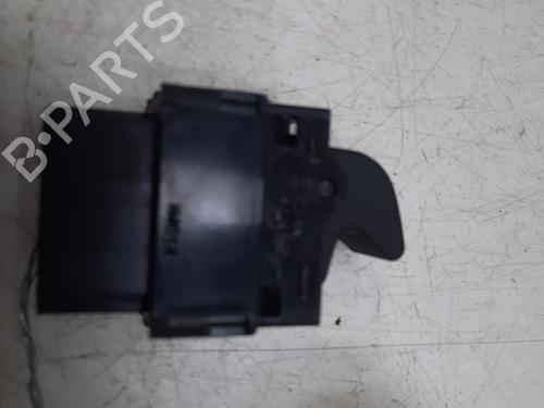 Venstre bak elrute bryter PEUGEOT 206 Hatchback (2A/C) 1.6 16V (109 hp) 28770839