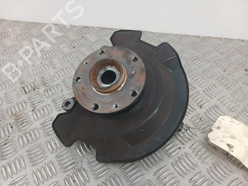 Venstre Styrespindel lagerhus SUZUKI SWIFT III (MZ, EZ) 1.6 (RS416, RR 416, ZC31S) (125 hp) 30314942