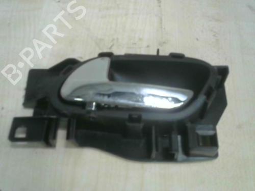 Used Front left interior door handle PEUGEOT 5008 (0U_, 0E_) 2.0 HDi 150 / BlueHDi 150 (150 hp) 28765445