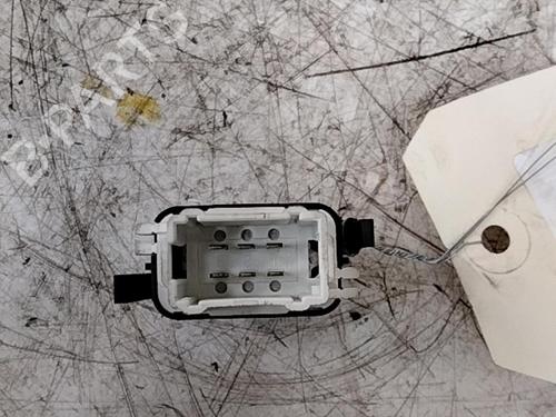 Pulsantiera anteriore destra RENAULT CLIO II (BB_, CB_) 1.5 dCi (B/CB07) (65 hp) 28774620