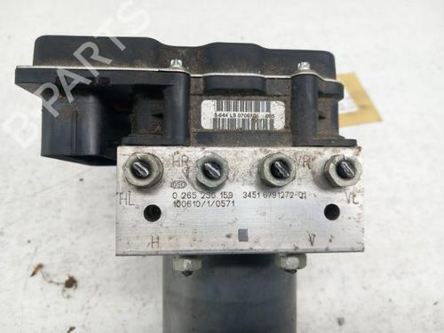 Used ABS pump BMW X1 (E84) xDrive 18 d (143 hp) 28746381