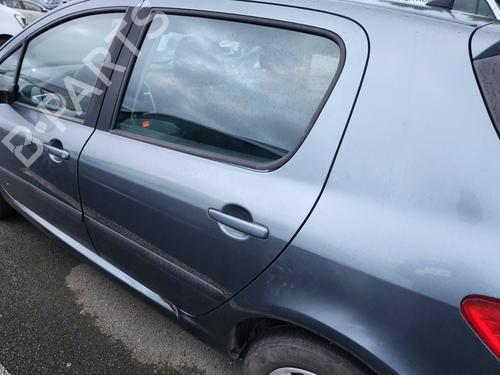 Fuse box PEUGEOT 307 (3A/C) 1.6 HDi | BP32064761E1 