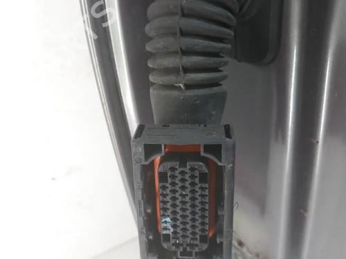 Used Right front door Right front door 28783906 28783906