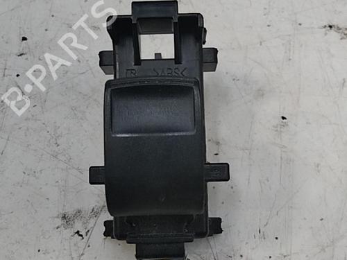 Used Right front window switch TOYOTA YARIS (_P9_) 1.33 VVT-i (NSP90_, NSP90R) (100 hp) 28764174