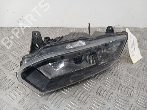 Feu de brouillard avant droit VW POLO V (6R1, 6C1) 1.4 TDI (75 hp) 31980555