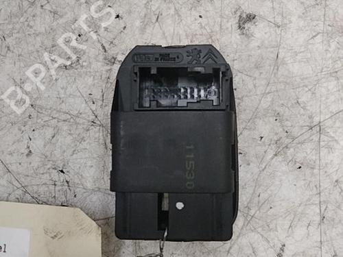 Kombi Kontakt / Stilkkontakt PEUGEOT 206 Hatchback (2A/C) 1.4 HDi eco 70 (68 hp) 28749225