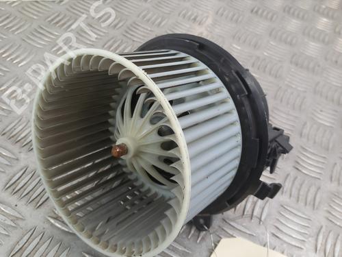 Used Heater blower motor Heater blower motor PEUGEOT 208 II (UB_, UP_, UW_, UJ_) e-208 (136 hp) 29844012 29844012