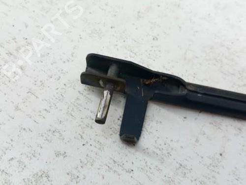 Front windshield wiper arm VW POLO IV (9N_, 9A_) 1.2 12V | BP28746814C143 