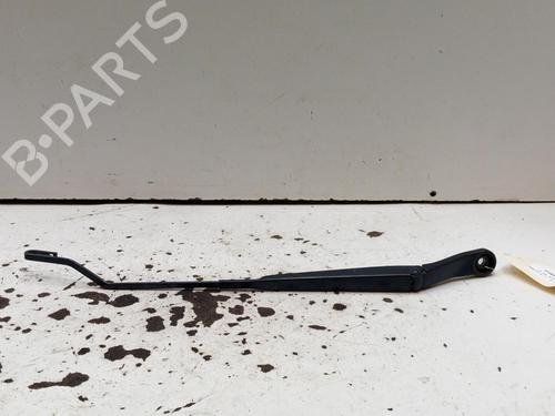 Used Front windshield wiper arm NISSAN MICRA III (K12) 1.5 dCi (86 hp) 28793522