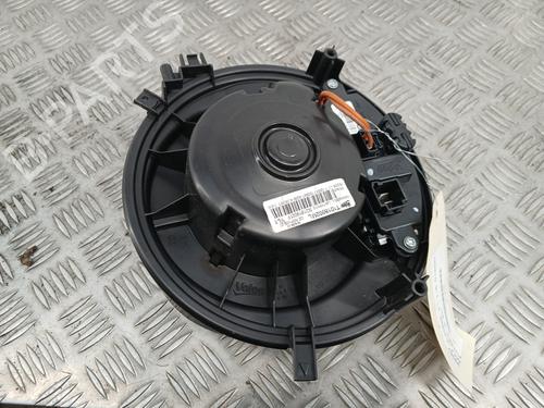 Used Heater blower motor VW GOLF VII (5G1, BQ1, BE1, BE2) 1.6 TDI (105 hp) 29898373