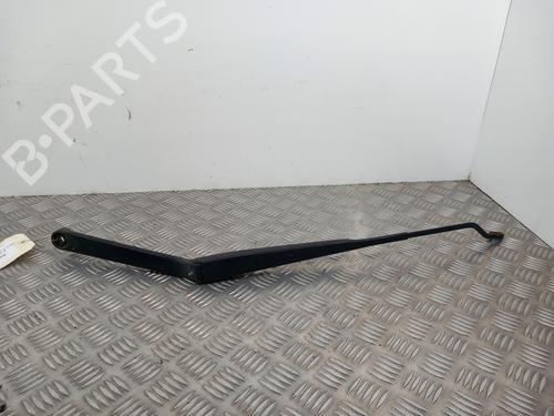 Used Front windshield wiper arm NISSAN X-TRAIL I (T30) 2.2 dCi 4x4 (136 hp) 29200388