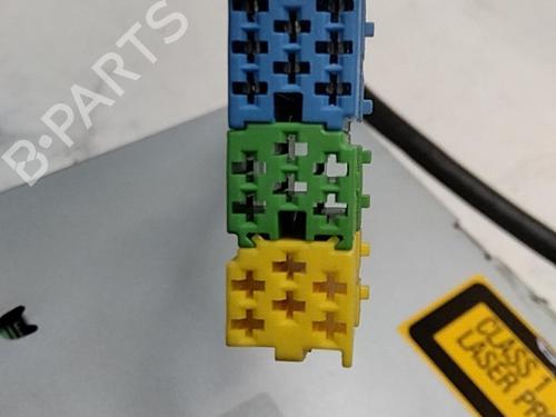 Used Radio Radio VW GOLF IV (1J1) 1.6 16V (105 hp) 28771001 28771001