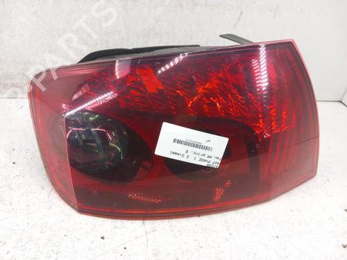 Used Left taillight Left taillight PEUGEOT 407 (6D_) 2.0 HDi 135 (6DRHRH, 6DRHRE, 6DRHRG, 6DRHRJ) (136 hp) 28783498 28783498