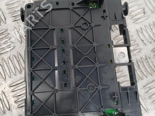 Used Fuse box Fuse box CITROËN C3 I (FC_, FN_) 1.4 i (73 hp) 32233556 32233556