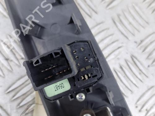 Used Left front window switch Left front window switch DAIHATSU CUORE VII (L275_, L285_, L276_) 1.0 (L276) (70 hp) 40173457 40173457
