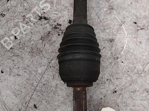 Used Right front driveshaft RENAULT GRAND SCÉNIC II (JM0/1_) 1.9 dCi (JM0G, JM12, JM1G, JM2C) (120 hp) 28763231