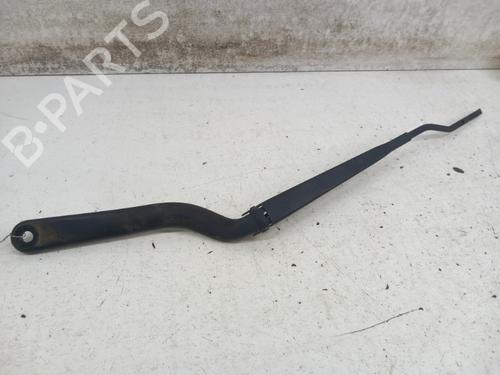 Used Front windshield wiper arm RENAULT TWINGO III (BCM_, BCA_) 1.0 SCe 70 (BCMB) (69 hp) 28733968