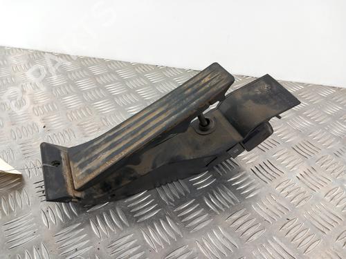 Used Pedal BMW 3 (E90) 318 d (122 hp) 28739494