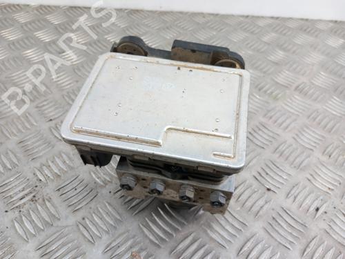 Used ABS pump VW GOLF VII (5G1, BQ1, BE1, BE2) 1.6 TDI (105 hp) 28736947
