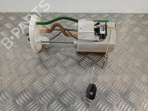 Used Fuel pump KIA SPORTAGE III (SL) 1.7 CRDi (116 hp) 28739820