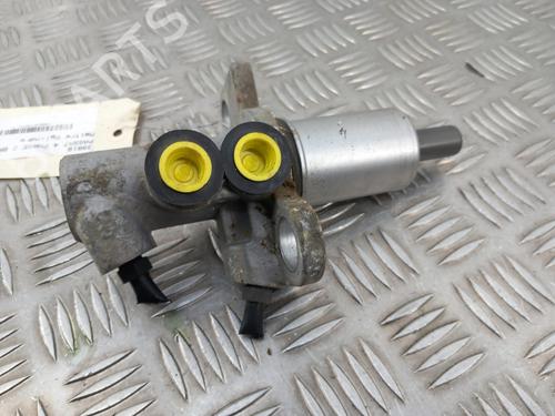 Used Brake master cylinder VW PASSAT B5.5 Variant (3B6) 1.9 TDI (130 hp) 28736447