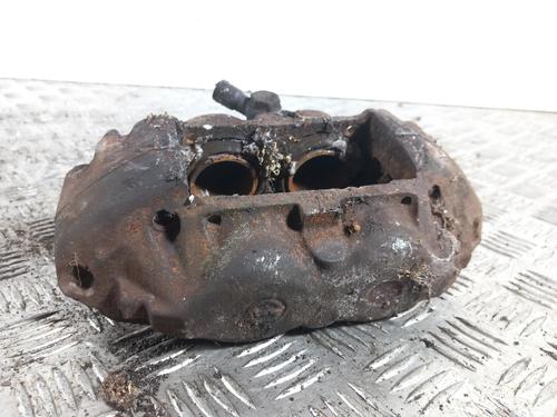 Right front brake caliper RENAULT MASTER I Van (T__) 28-35 2,5 D | BP29501732M104 