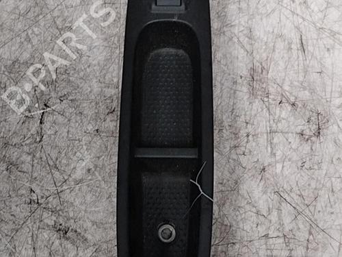 Used Right front window switch Right front window switch FIAT PUNTO EVO (199_) 1.3 D Multijet (199AXC1A, 199BXC1A, 199AXT1A, 199BXT1A) (75 hp) 28789802 28789802
