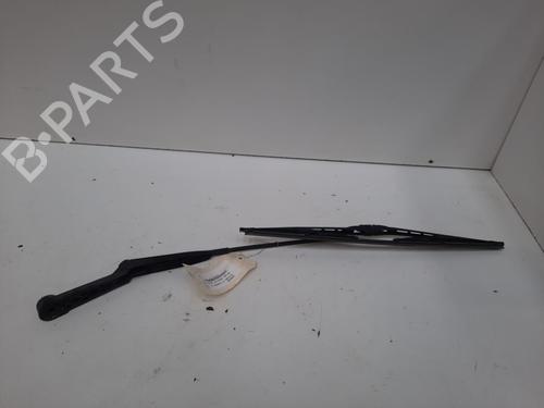 Used Front windshield wiper arm NISSAN MICRA II (K11) 1.3 i 16V (HK11) (75 hp) 28769744