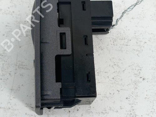 Used Right front window switch Right front window switch VW PHAETON (3D1, 3D2, 3D3, 3D4, 3D6, 3D7, 3D8, 3D9) 4.2 V8 4motion (335 hp) 28788397 28788397