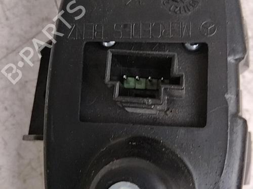 right-rear-window-switch-mercedes-benz-e-class-w211-2002-2003-2004-2005-2006-2007-2008-2009-28763048 main image