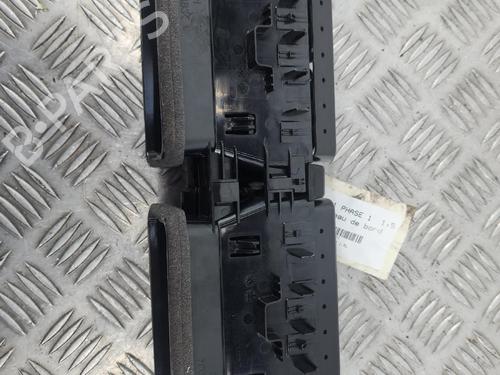 air-vent-citroen-c3-aircross-ii-2r_-2c_-2017-37449014 main image