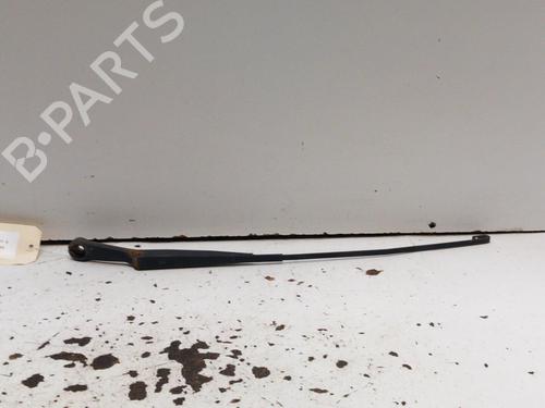 Used Front windshield wiper arm FIAT PUNTO (176_) 55 1.1 (54 hp) 28778809