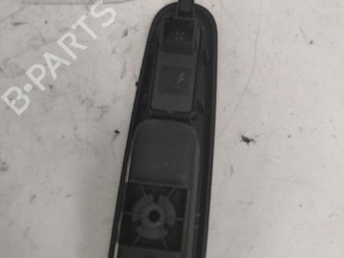 Used Right rear window switch Right rear window switch PEUGEOT 5008 (0U_, 0E_) 1.6 HDi (110 hp) 28769221 28769221