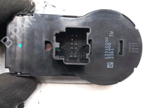 Used Headlight switch Headlight switch OPEL CORSA D (S07) 1.0 (L08, L68) (65 hp) 28778064 28778064