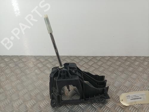 Used Gear lever RENAULT TWINGO III (BCM_, BCA_) 1.0 SCe 70 (BCMB) (69 hp) 28745100