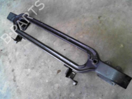 Used Front bumper reinforcement PEUGEOT 407 (6D_) 2.0 HDi (6DRHRH) (140 hp) 28754938