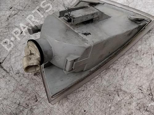 Used Left front indicator Left front indicator RENAULT ESPACE II (J/S63_) 2.1 TD (J633, J634, J/S635, J/S63D) (88 hp) 28789693 28789693