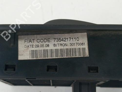 Right front window switch CITROËN JUMPER II Van 2.2 HDi 130 | BP28788315I26 - Image 2