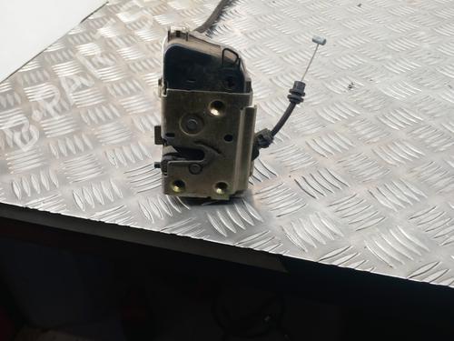 Used Rear right lock CITROËN C3 I (FC_, FN_) 1.4 i (73 hp) 28783004