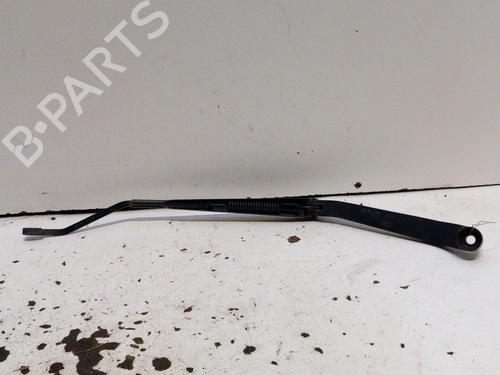 Bras d'essuie-glace avant TOYOTA RAV 4 II (_A2_) 2.0 D 4WD (CLA20_, CLA21_, CLA20R, CLA21R) (116 hp) 28767220