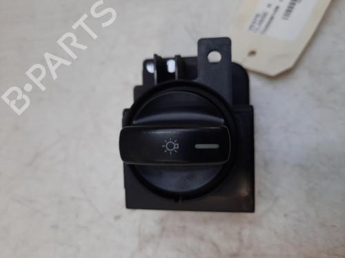 Used Headlight switch Headlight switch MERCEDES-BENZ A-CLASS (W169) A 200 CDI (169.008, 169.308) (140 hp) 28749384 28749384