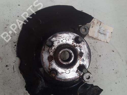 Used Right front steering knuckle TOYOTA YARIS (_P9_) 1.4 D-4D (NLP90_, NLP90R) (90 hp) 28769125