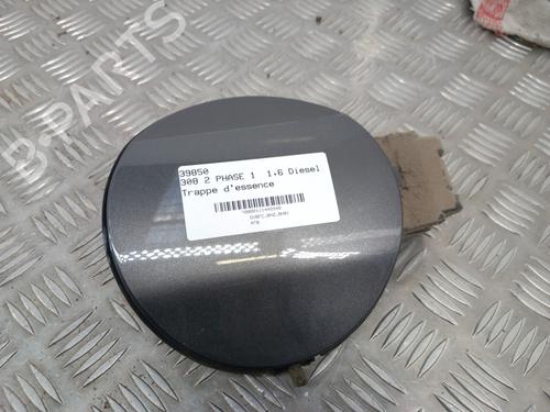Used Fuel flap PEUGEOT 308 II (LB_, LP_, LW_, LH_, L3_) 1.6 BlueHDi 120 (120 hp) 28739950