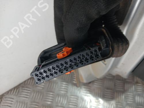 right-front-door-vw-golf-vi-5k1-2008-2009-2010-2011-2012-2013-2014-31380066 main image