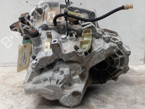 gearbox-renault-megane-iii-hatchback-bz01_-b3_-2008-28751654 main image