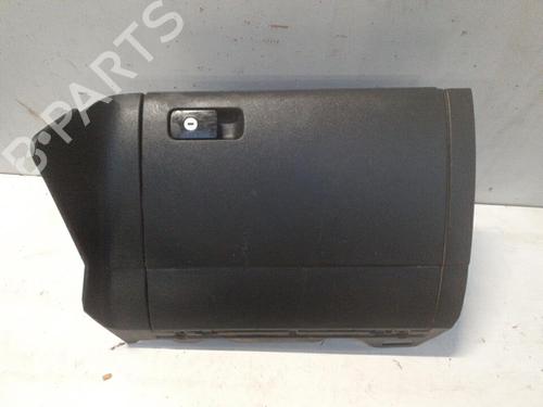 Used Glove box VW GOLF VII (5G1, BQ1, BE1, BE2) 1.6 TDI (105 hp) 28750584