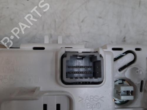 climate-control-renault-captur-i-j5_-h5_-2013-28749048 main image