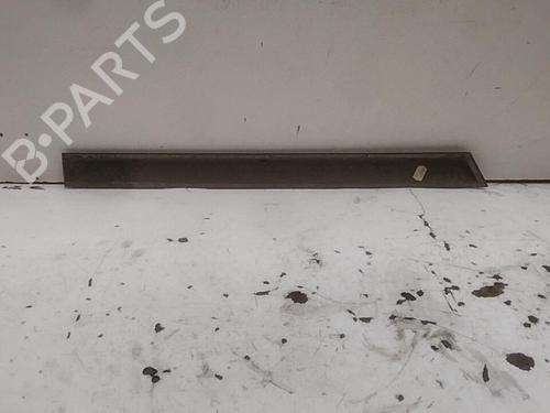 door-moulding-trim-opel-astra-h-a04-2004-2005-2006-2007-2008-2009-2010-2011-2012-2013-2014-28794267 main image