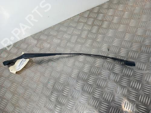 front-windshield-wiper-arm-ford-ecosport-2011-2012-2013-2014-2015-2016-2017-2018-2019-2020-2021-2022-28735459 main image