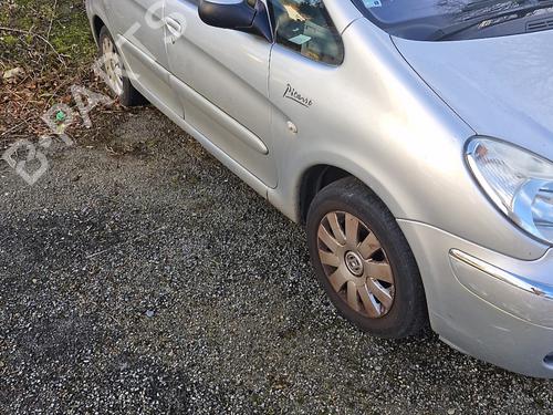 Klapa wlewu paliwa CITROËN XSARA PICASSO (N68) 1.6 HDi | BP28738835C131 